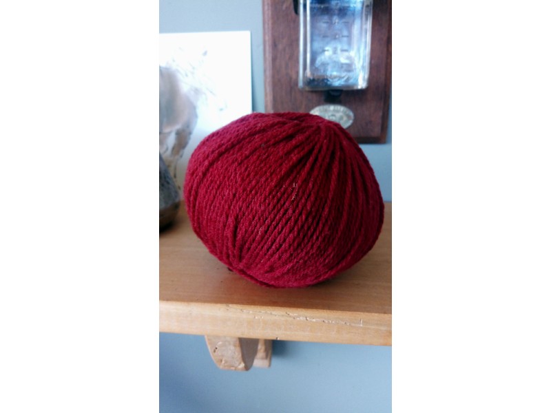 Pelote de laine Mérinos (50 g) - Coloris Bordeaux